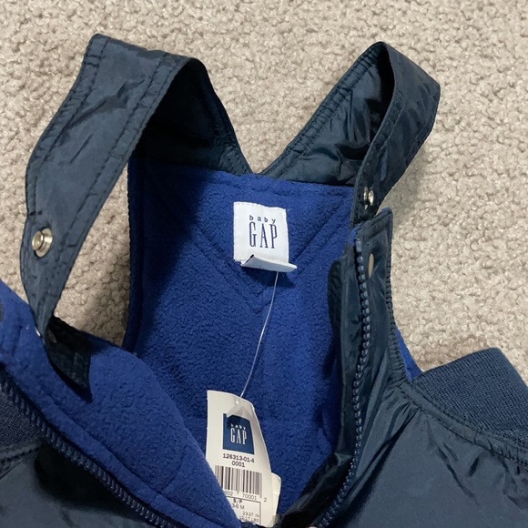 3/30 ❄️NWT Baby Gap snow pants 3-6 months ❄️ - Picture 7 of 8